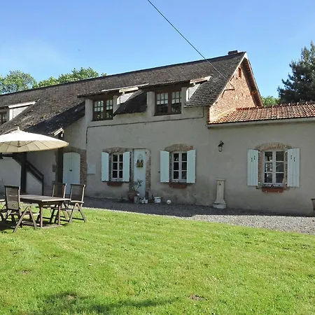 Nyaraló Luxurious Holiday In Auvergne With Private Garden *