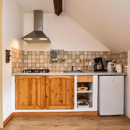 Nyaraló Luxurious Holiday In Auvergne With Private Garden