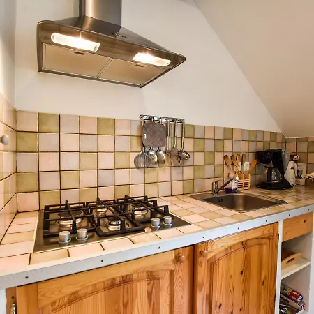 Luxurious Holiday In Auvergne With Private Garden Nyaraló