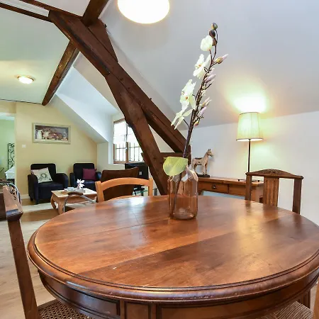 Nyaraló Luxurious Holiday In Auvergne With Private Garden *